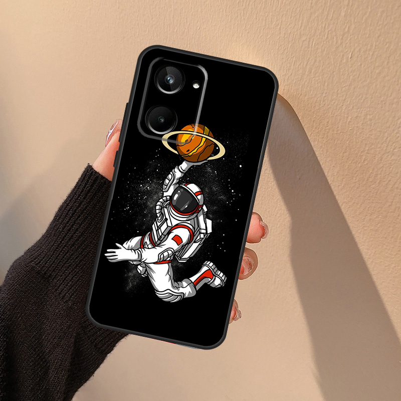 Astronauten-Baseball-Fußball-B – Realme C67 Bewertung und Preis